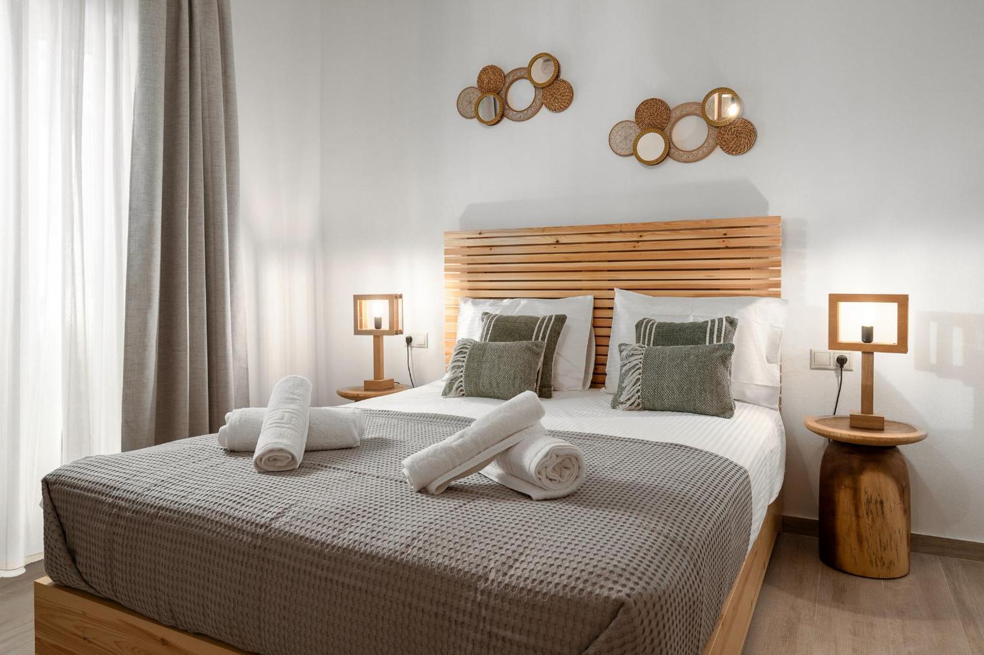 Papadia Luxury Apartments Pitsidia Exteriör bild