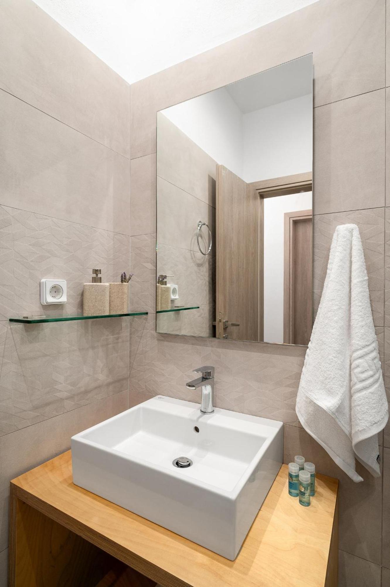 Papadia Luxury Apartments Pitsidia Exteriör bild
